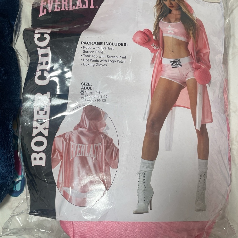 Everlast it’s a Halloween costume but can be used for the gym!